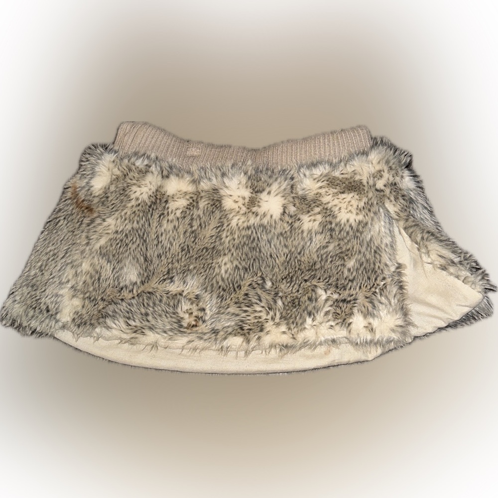 READ Darker Wavs Faux Fur Mini Skirt